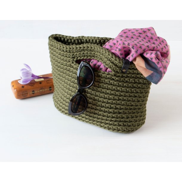 Small Crochet Lunch Bag, Color Moss Green 