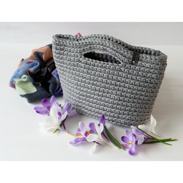 Small Crochet Lunch Bag, Color Grey